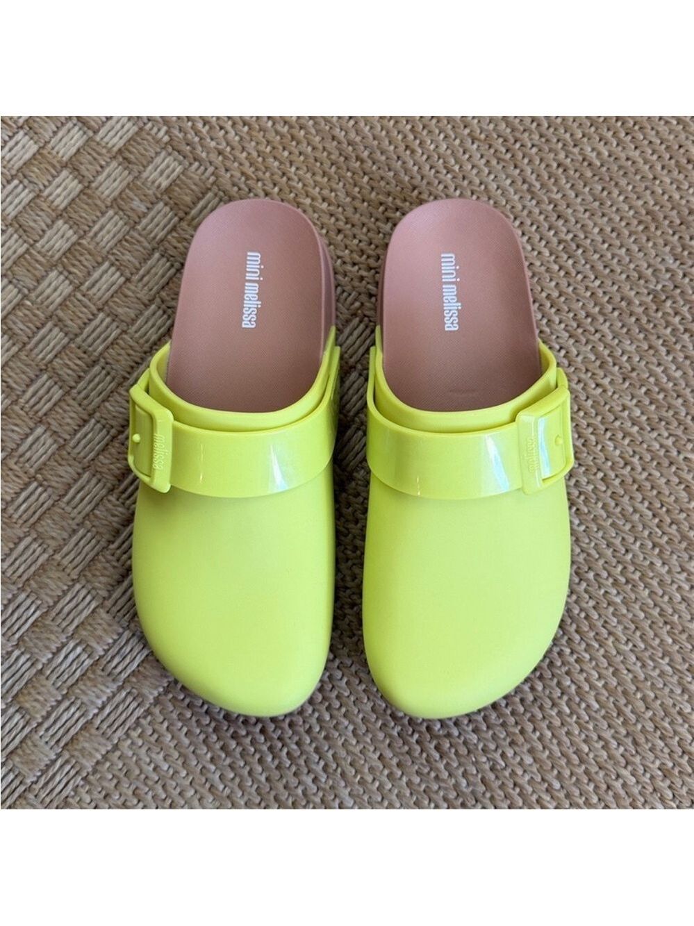 Mini Melissa Kids' Green/Brown Water Resistant Cozy Clog—13 - Picture 5 of 10